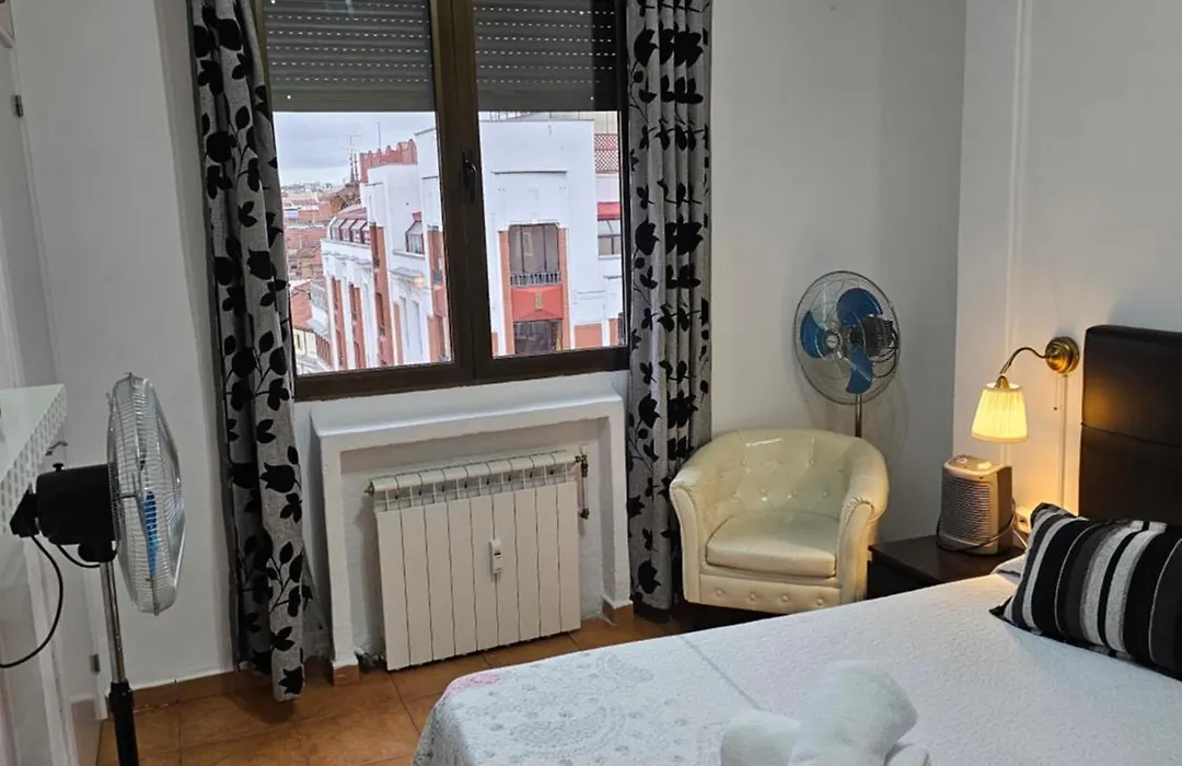 Apartamento Doble Exterior en la GRAN VIA #45 de Madrid 7-2-1